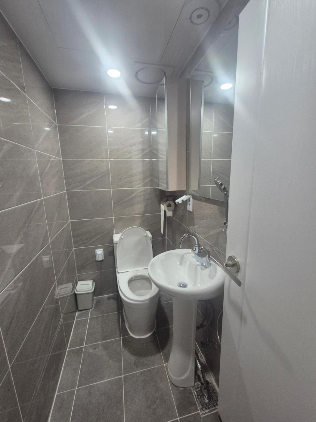 Asrama All Stay Hostel Seoul